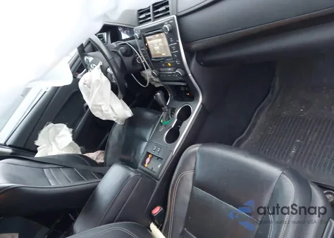 2017 Toyota Camry Xle z USA, uszkodzony, nr VIN 4T1BF1FK2HU448567